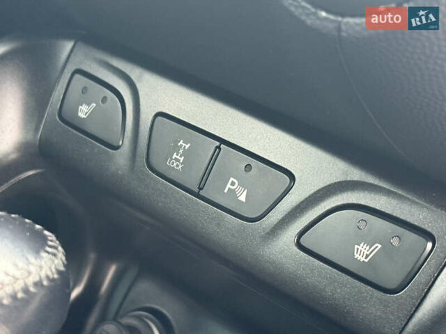 Сірий Хендай іх35, об'ємом двигуна 2 л та пробігом 192 тис. км за 15850 $, фото 49 на Automoto.ua