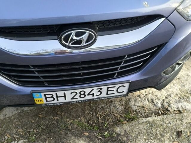 Синий Хендай их35, объемом двигателя 2 л и пробегом 148 тыс. км за 13000 $, фото 7 на Automoto.ua