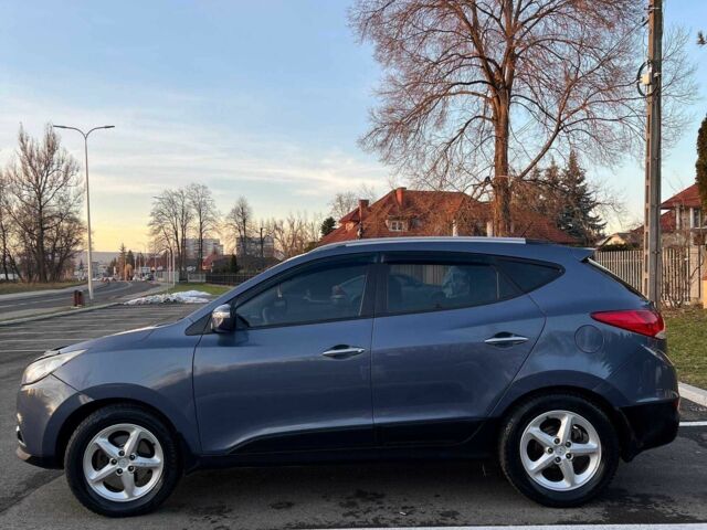 Синий Хендай их35, объемом двигателя 2 л и пробегом 248 тыс. км за 9916 $, фото 14 на Automoto.ua