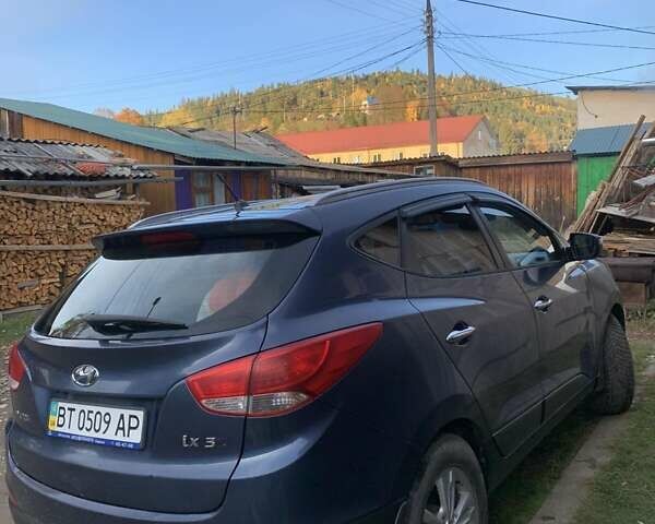 Синий Хендай их35, объемом двигателя 0 л и пробегом 117 тыс. км за 10700 $, фото 2 на Automoto.ua