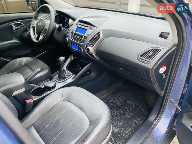 Хендай их35 2011 в Харькове на Automoto.ua Синий Хендай их35, объемом двигателя 2 л и пробегом 153 тыс. км за 9950 $, фото 23 на Automoto.ua