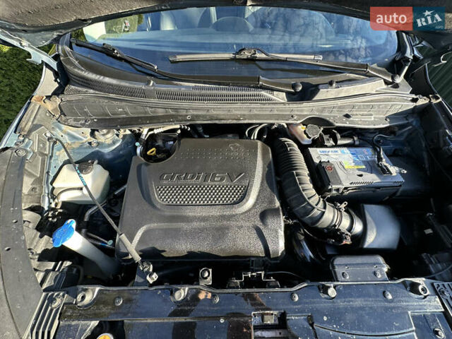 Синій Хендай іх35, об'ємом двигуна 2 л та пробігом 179 тис. км за 12999 $, фото 33 на Automoto.ua