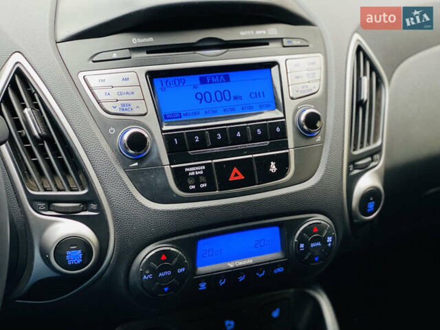 Хендай их35 2011 в Харькове на Automoto.ua Синий Хендай их35, объемом двигателя 2 л и пробегом 153 тыс. км за 9950 $, фото 15 на Automoto.ua