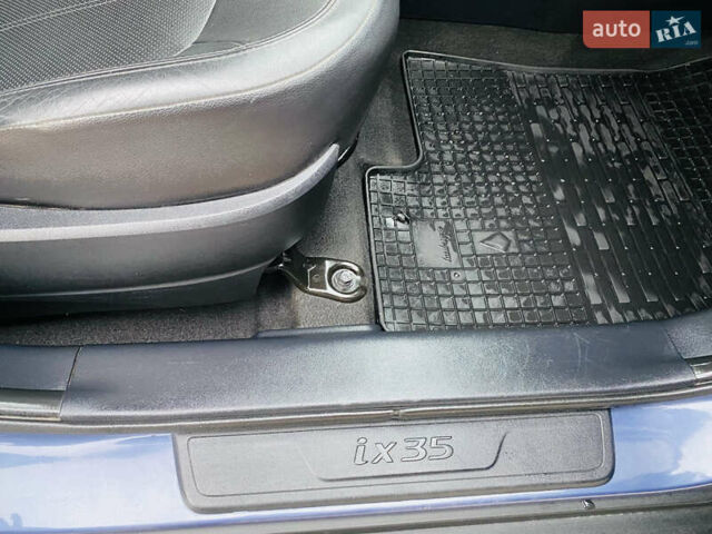 Хендай их35 2011 в Харькове на Automoto.ua Синий Хендай их35, объемом двигателя 2 л и пробегом 153 тыс. км за 9950 $, фото 12 на Automoto.ua