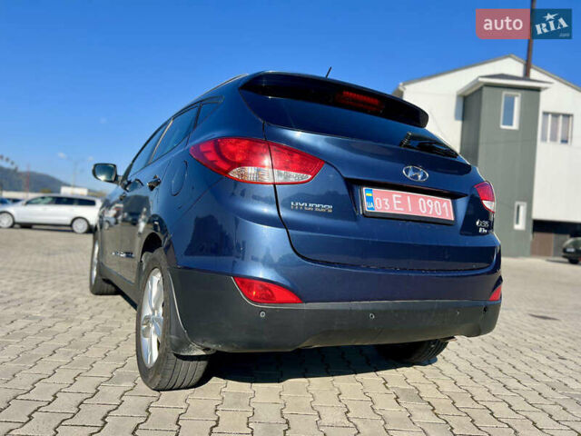 Синий Хендай их35, объемом двигателя 1.7 л и пробегом 263 тыс. км за 10800 $, фото 7 на Automoto.ua