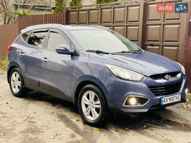 Хендай их35 2011 в Харькове на Automoto.ua Синий Хендай их35, объемом двигателя 2 л и пробегом 153 тыс. км за 9950 $, фото 1 на Automoto.ua
