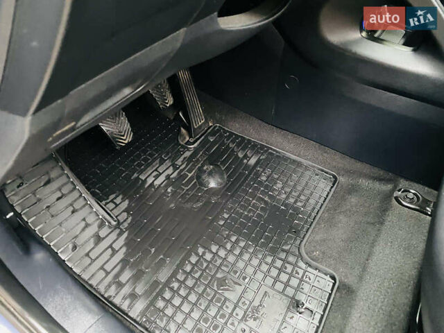 Хендай их35 2011 в Харькове на Automoto.ua Синий Хендай их35, объемом двигателя 2 л и пробегом 153 тыс. км за 9950 $, фото 50 на Automoto.ua