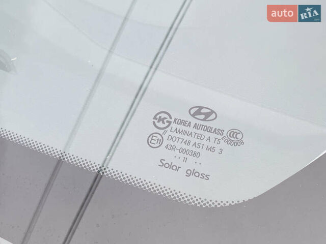 Хендай их35 2011 в Харькове на Automoto.ua Синий Хендай их35, объемом двигателя 2 л и пробегом 153 тыс. км за 9950 $, фото 8 на Automoto.ua