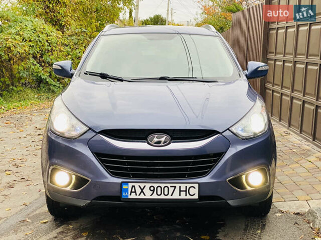 Хендай их35 2011 в Харькове на Automoto.ua Синий Хендай их35, объемом двигателя 2 л и пробегом 153 тыс. км за 9950 $, фото 31 на Automoto.ua