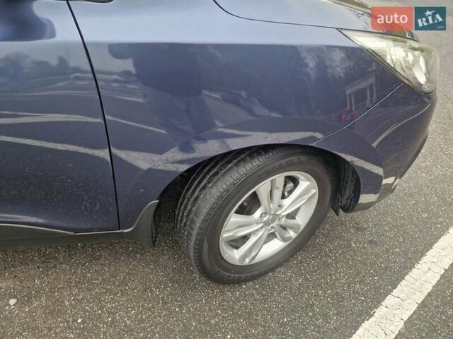 Синий Хендай их35, объемом двигателя 2 л и пробегом 138 тыс. км за 11500 $, фото 15 на Automoto.ua