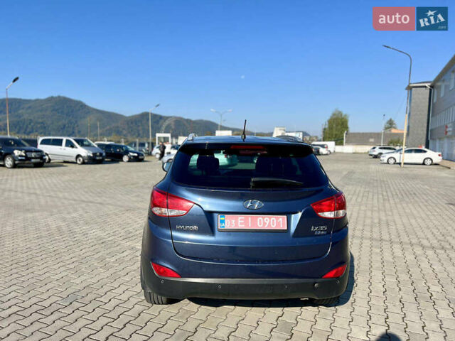 Синий Хендай их35, объемом двигателя 1.7 л и пробегом 263 тыс. км за 10800 $, фото 9 на Automoto.ua