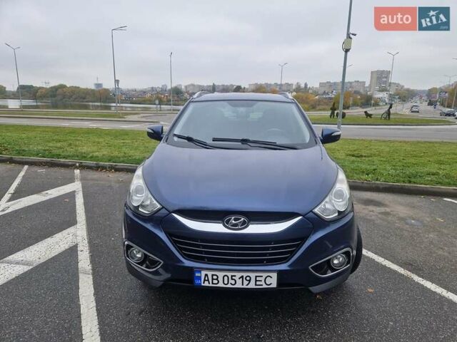 Синий Хендай их35, объемом двигателя 2 л и пробегом 138 тыс. км за 11500 $, фото 1 на Automoto.ua