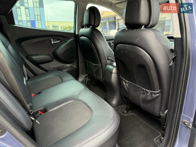 Синий Хендай их35, объемом двигателя 2 л и пробегом 234 тыс. км за 13550 $, фото 37 на Automoto.ua