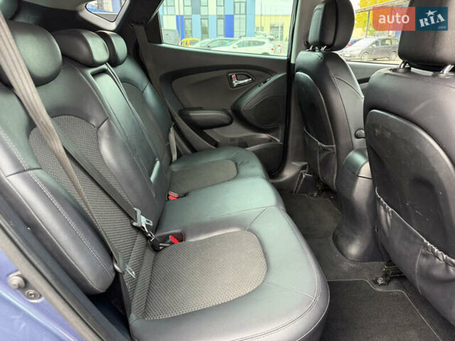 Синий Хендай их35, объемом двигателя 2 л и пробегом 234 тыс. км за 13550 $, фото 38 на Automoto.ua