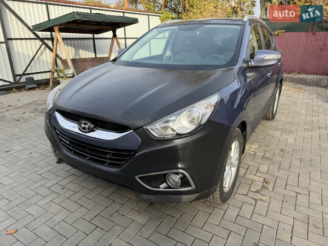 Синий Хендай их35, объемом двигателя 2 л и пробегом 175 тыс. км за 6500 $, фото 1 на Automoto.ua