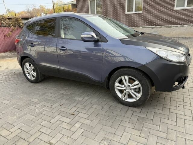 Синій Хендай іх35, об'ємом двигуна 2 л та пробігом 175 тис. км за 7200 $, фото 2 на Automoto.ua