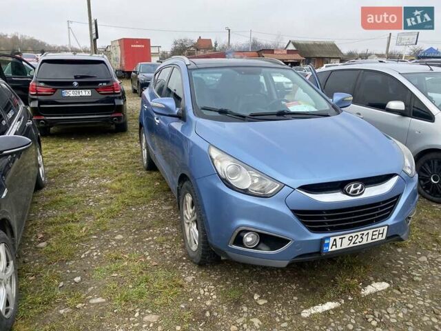 Синий Хендай их35, объемом двигателя 2 л и пробегом 165 тыс. км за 12000 $, фото 4 на Automoto.ua