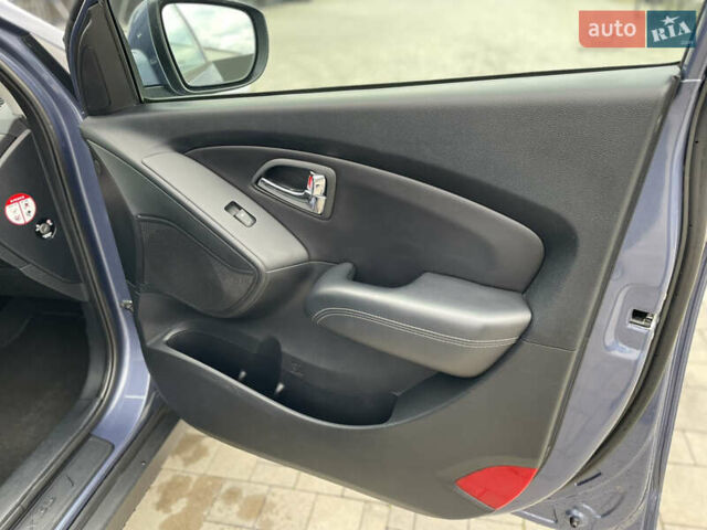 Синій Хендай іх35, об'ємом двигуна 2 л та пробігом 238 тис. км за 13300 $, фото 55 на Automoto.ua