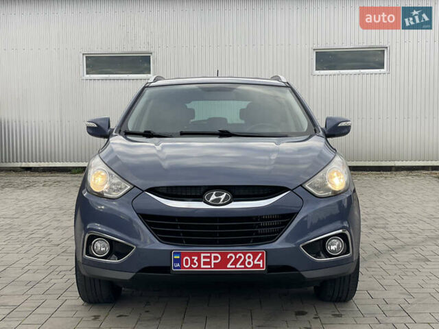 Синій Хендай іх35, об'ємом двигуна 2 л та пробігом 238 тис. км за 13300 $, фото 10 на Automoto.ua