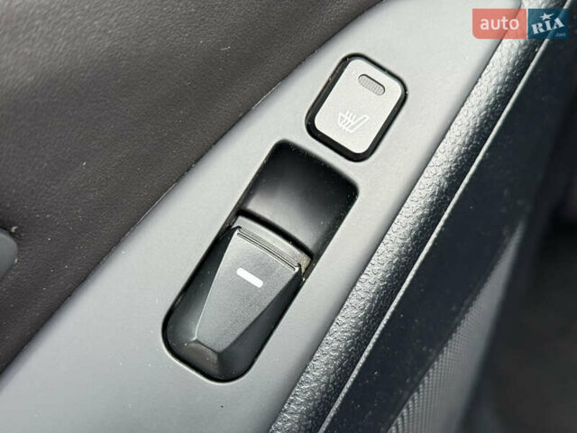 Синий Хендай их35, объемом двигателя 2 л и пробегом 234 тыс. км за 13550 $, фото 34 на Automoto.ua