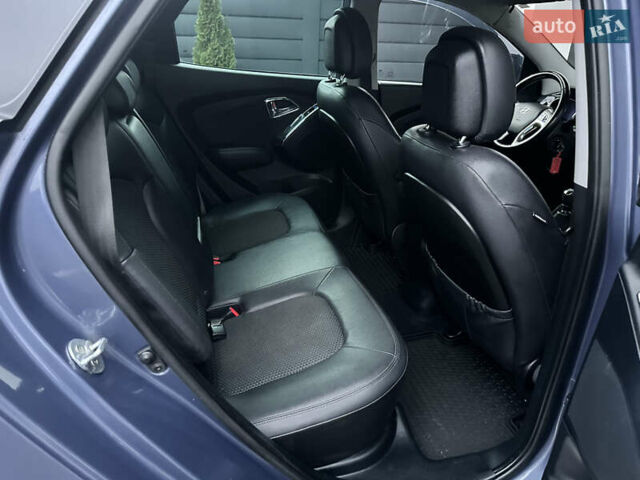 Синій Хендай іх35, об'ємом двигуна 1.7 л та пробігом 154 тис. км за 12700 $, фото 45 на Automoto.ua