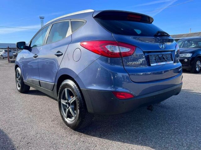 Синій Хендай іх35, об'ємом двигуна 2 л та пробігом 220 тис. км за 8500 $, фото 3 на Automoto.ua