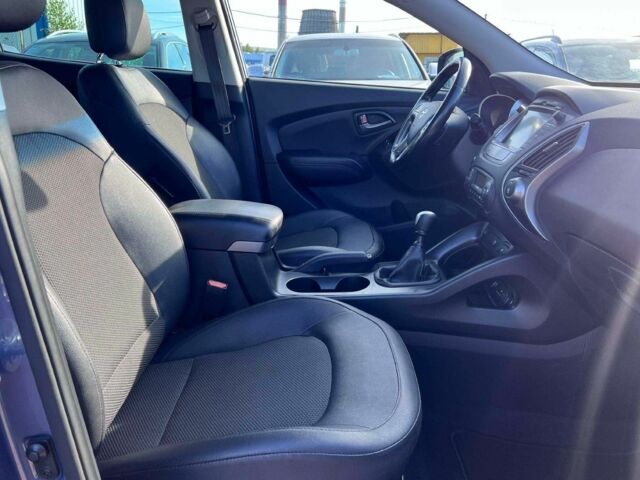 Синій Хендай іх35, об'ємом двигуна 2 л та пробігом 220 тис. км за 8500 $, фото 8 на Automoto.ua