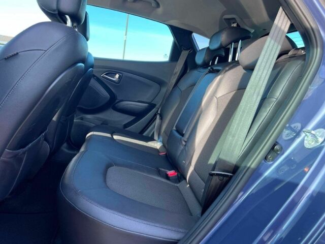 Синій Хендай іх35, об'ємом двигуна 2 л та пробігом 220 тис. км за 8500 $, фото 10 на Automoto.ua