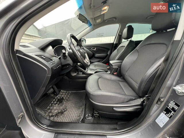 Синий Хендай их35, объемом двигателя 2 л и пробегом 150 тыс. км за 16400 $, фото 8 на Automoto.ua