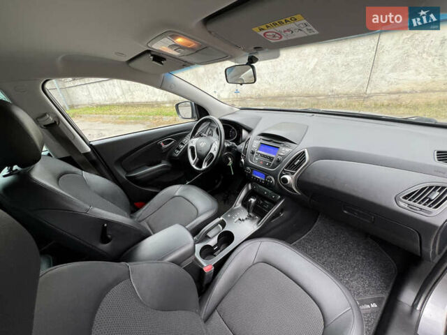 Синий Хендай их35, объемом двигателя 2 л и пробегом 150 тыс. км за 16400 $, фото 28 на Automoto.ua