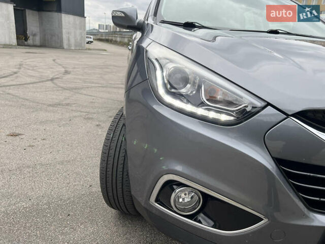 Синий Хендай их35, объемом двигателя 2 л и пробегом 150 тыс. км за 16400 $, фото 30 на Automoto.ua