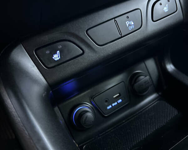 Синий Хендай их35, объемом двигателя 2 л и пробегом 149 тыс. км за 16600 $, фото 15 на Automoto.ua