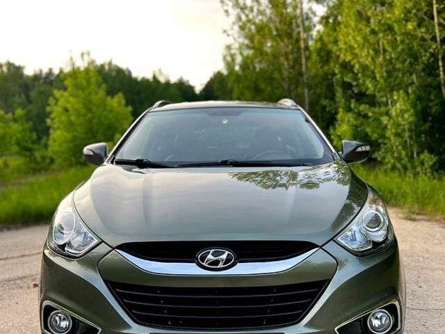 Зелений Хендай іх35, об'ємом двигуна 2 л та пробігом 115 тис. км за 11200 $, фото 1 на Automoto.ua