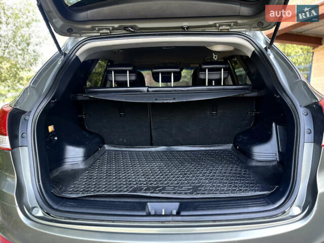 Зеленый Хендай их35, объемом двигателя 2 л и пробегом 187 тыс. км за 10999 $, фото 15 на Automoto.ua