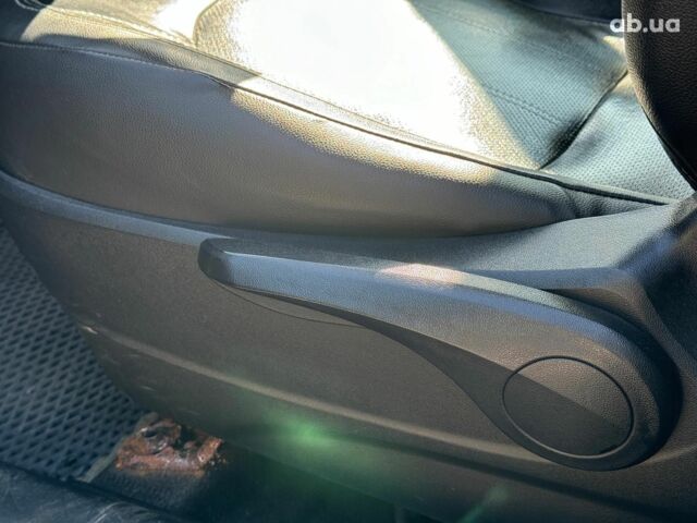 Зелений Хендай іх35, об'ємом двигуна 2 л та пробігом 246 тис. км за 10890 $, фото 21 на Automoto.ua