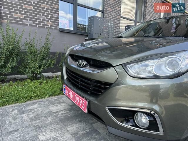 Зеленый Хендай их35, объемом двигателя 2 л и пробегом 212 тыс. км за 13650 $, фото 9 на Automoto.ua
