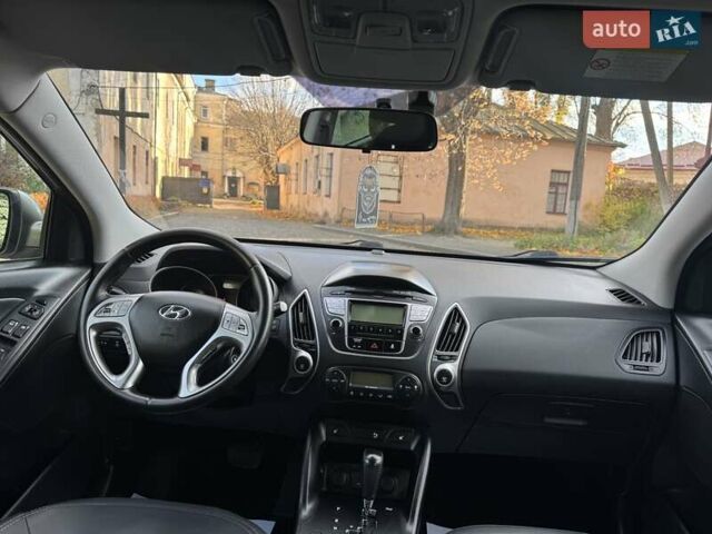 Зеленый Хендай их35, объемом двигателя 2 л и пробегом 170 тыс. км за 14400 $, фото 34 на Automoto.ua