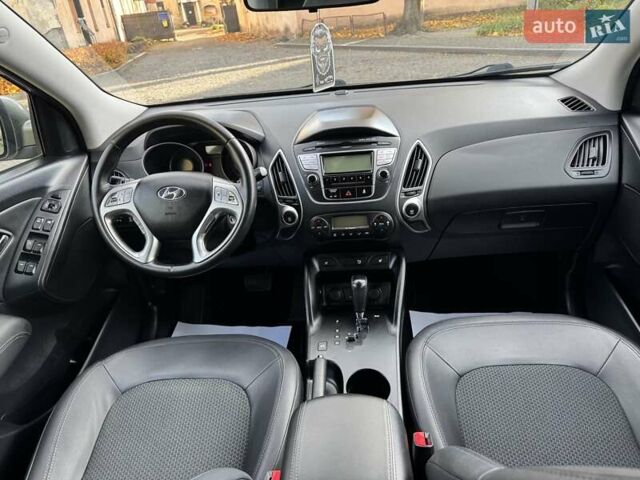 Зеленый Хендай их35, объемом двигателя 2 л и пробегом 170 тыс. км за 14400 $, фото 33 на Automoto.ua