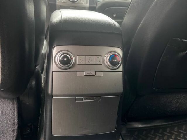 Черный Хендай их55 (Веракруз), объемом двигателя 3.8 л и пробегом 252 тыс. км за 9799 $, фото 17 на Automoto.ua