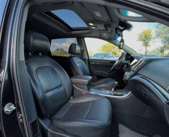 Черный Хендай их55 (Веракруз), объемом двигателя 0 л и пробегом 200 тыс. км за 11500 $, фото 4 на Automoto.ua