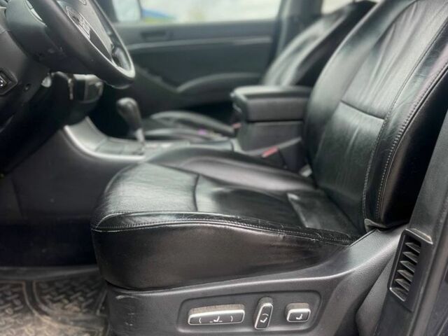 Черный Хендай их55 (Веракруз), объемом двигателя 3.8 л и пробегом 252 тыс. км за 9799 $, фото 10 на Automoto.ua