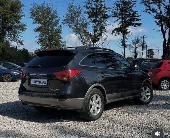 Черный Хендай их55 (Веракруз), объемом двигателя 0 л и пробегом 200 тыс. км за 11500 $, фото 5 на Automoto.ua