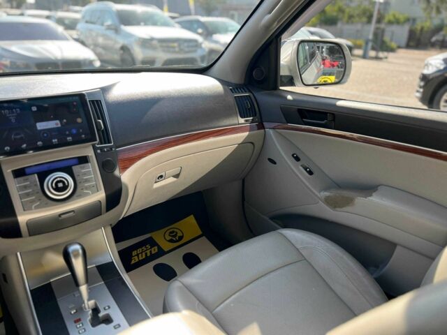 Сірий Хендай іх55 (Веракруз), об'ємом двигуна 3.8 л та пробігом 238 тис. км за 10800 $, фото 19 на Automoto.ua