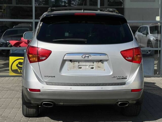 Сірий Хендай іх55 (Веракруз), об'ємом двигуна 3.8 л та пробігом 238 тис. км за 10800 $, фото 4 на Automoto.ua