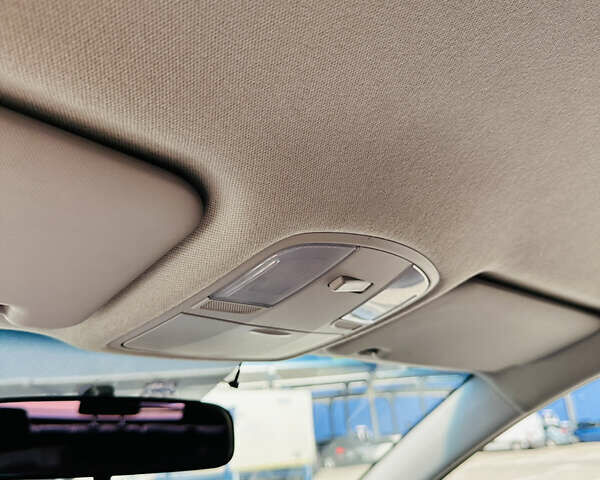 Білий Хендай Kona, об'ємом двигуна 1.58 л та пробігом 128 тис. км за 16500 $, фото 15 на Automoto.ua