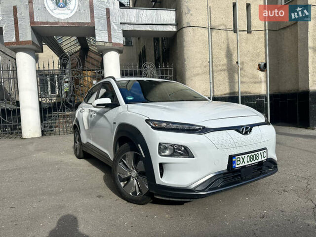 Хендай Kona 2018 в Хмельницком на Automoto.ua Белый Хендай Kona, объемом двигателя 0 л и пробегом 94 тыс. км за 14800 $, фото 12 на Automoto.ua