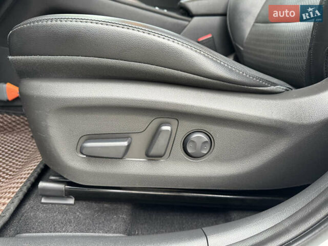 Белый Хендай Kona, объемом двигателя 0 л и пробегом 179 тыс. км за 16350 $, фото 35 на Automoto.ua