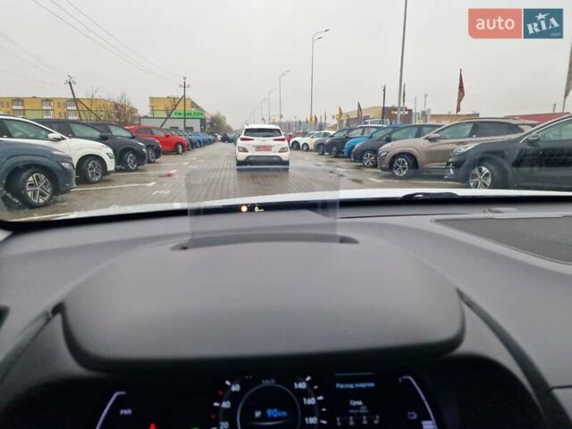 Белый Хендай Kona, объемом двигателя 0 л и пробегом 15 тыс. км за 15300 $, фото 27 на Automoto.ua