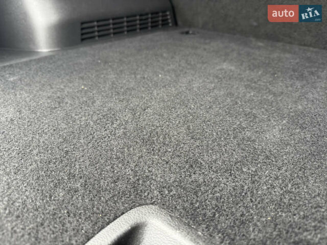 Белый Хендай Kona, объемом двигателя 0 л и пробегом 179 тыс. км за 16350 $, фото 70 на Automoto.ua