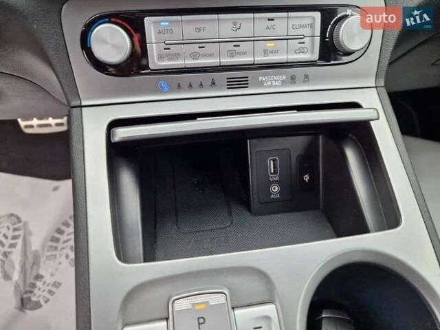 Белый Хендай Kona, объемом двигателя 0 л и пробегом 15 тыс. км за 15300 $, фото 37 на Automoto.ua